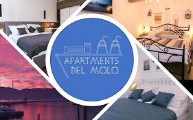 Apartments Del Molo